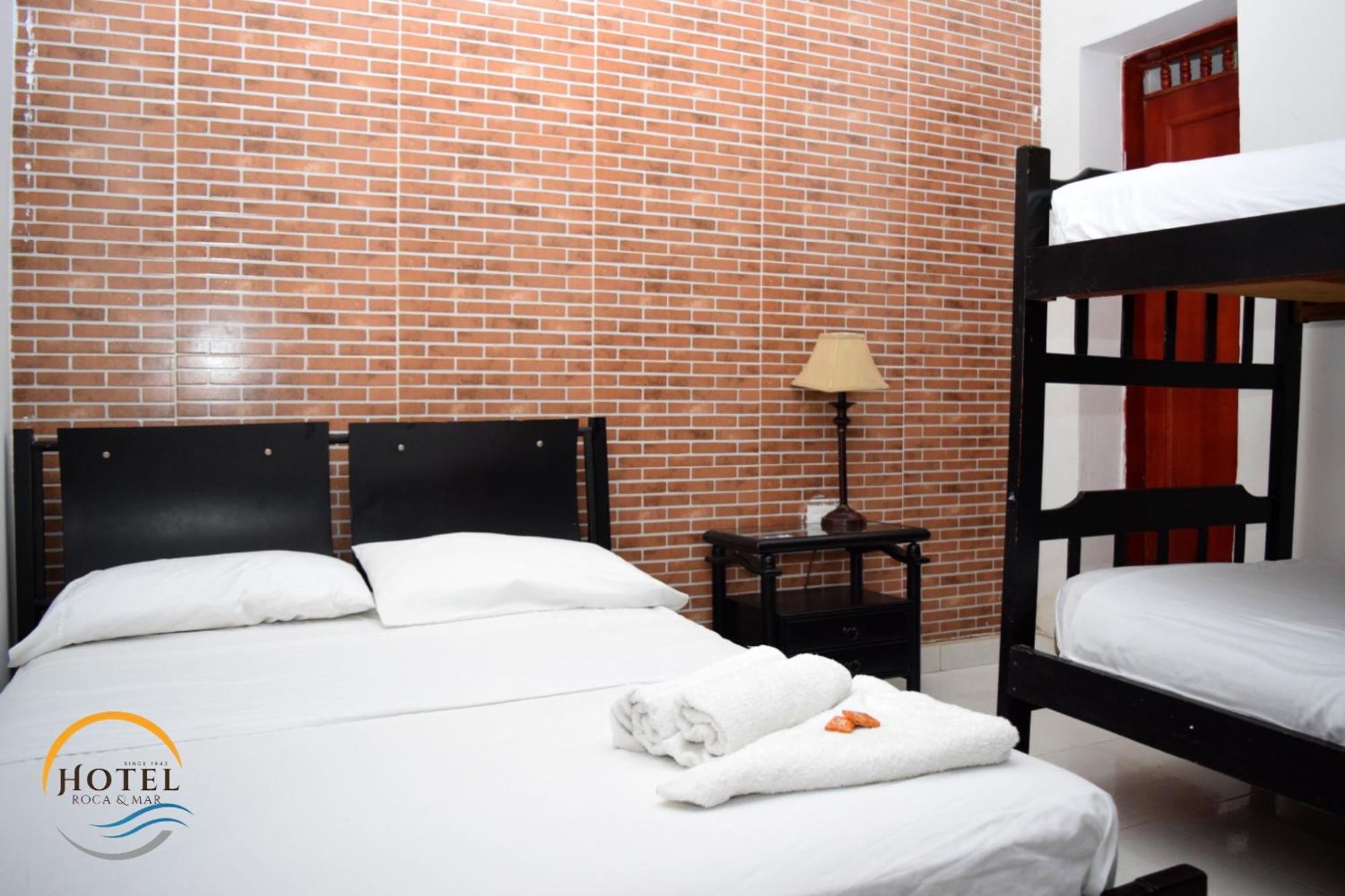 Hotel Roca & Mar Санта-Марта Екстер'єр фото
