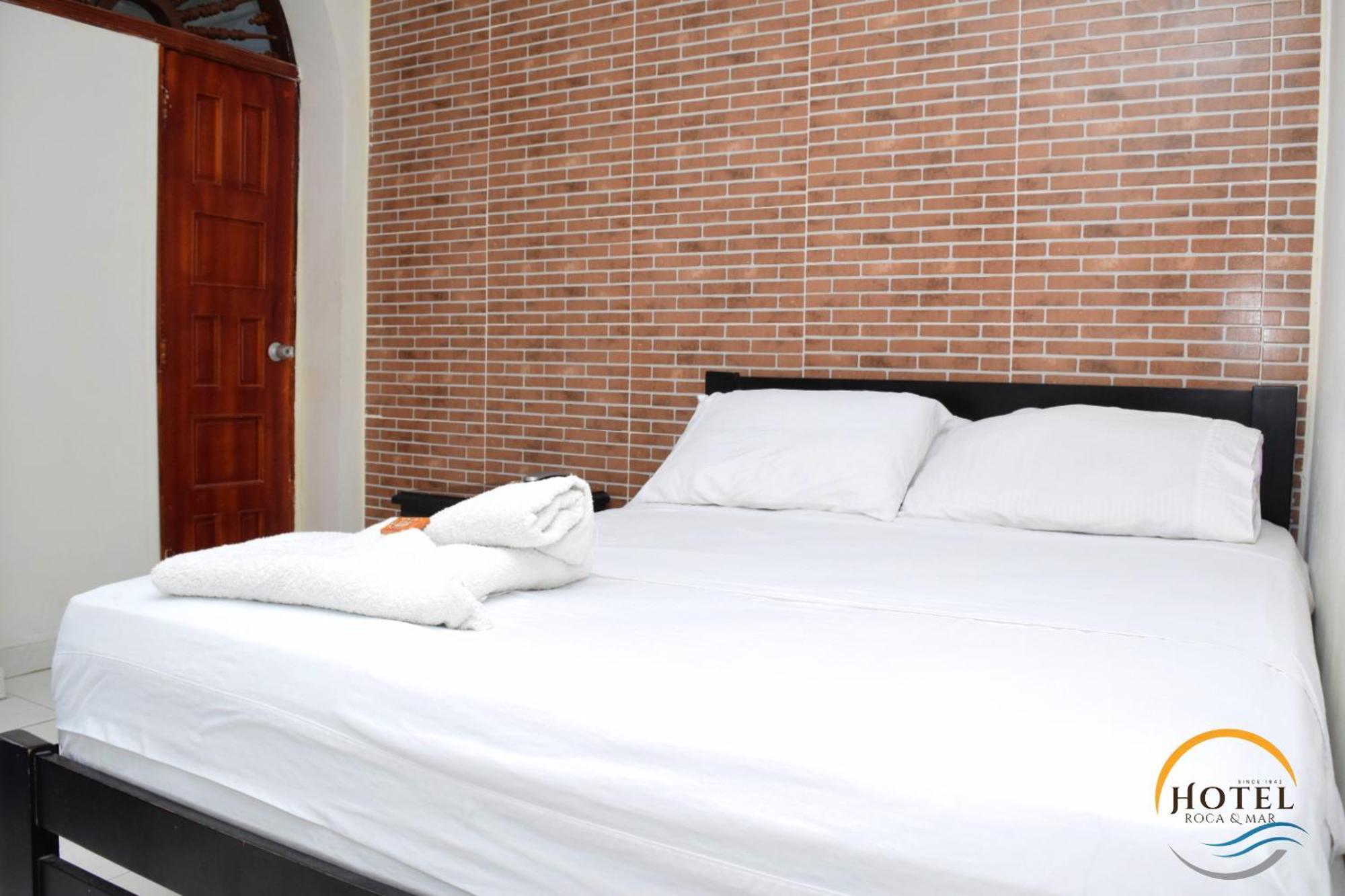 Hotel Roca & Mar Санта-Марта Екстер'єр фото